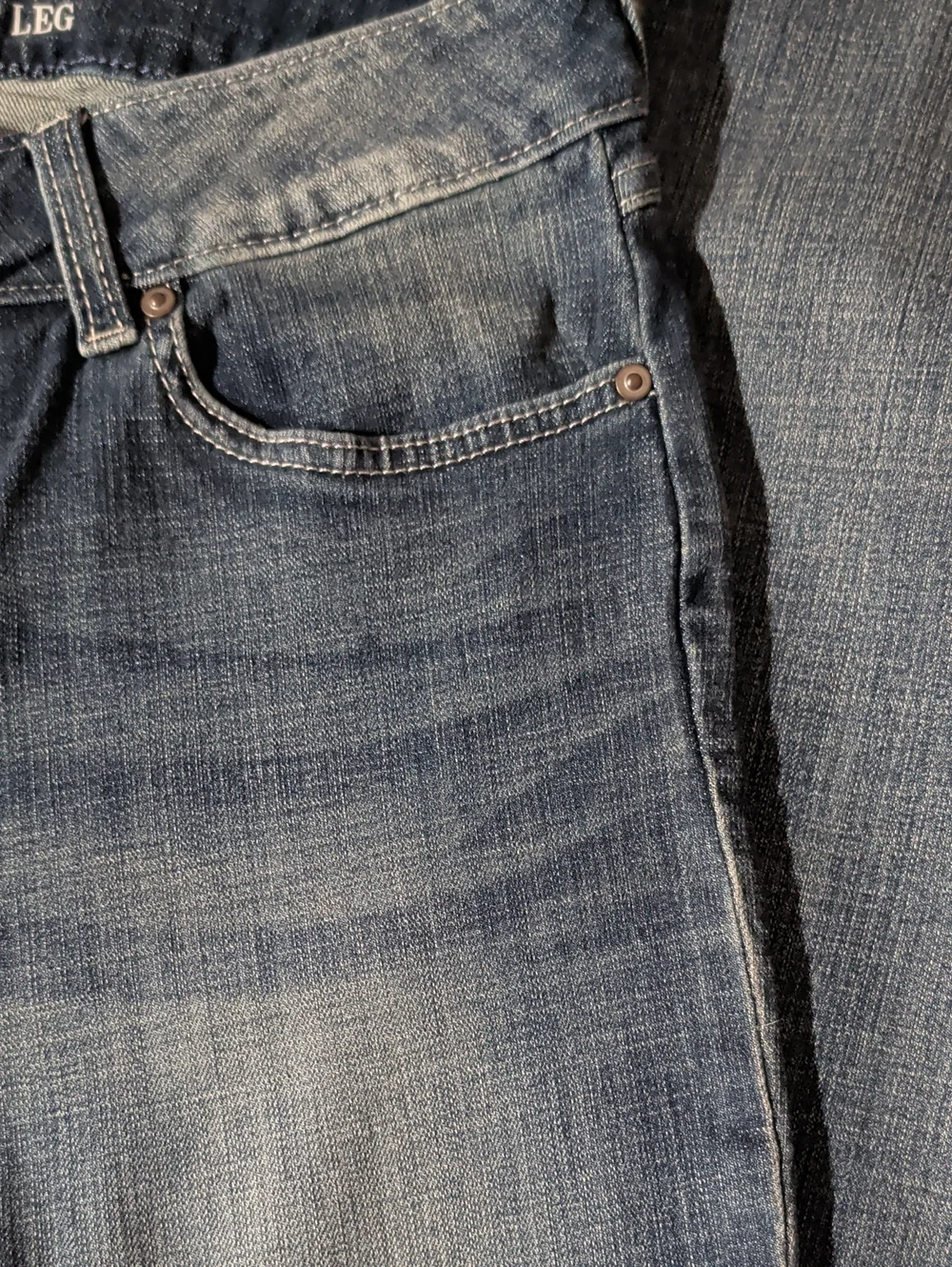 New Wrangler Women's Medium Wash Straight Leg Jeans Size 31 Size 11 (11x36)